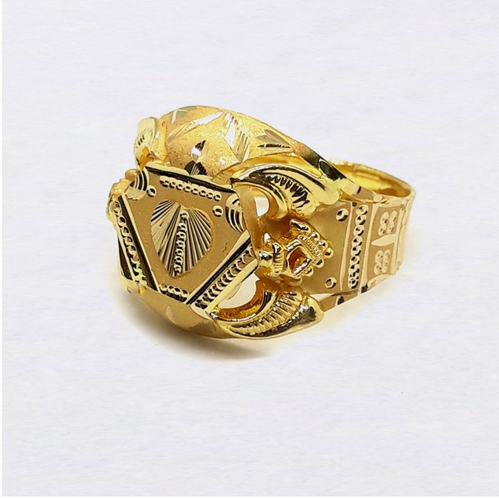 Heart Design Nazrana Gold Ring For Men