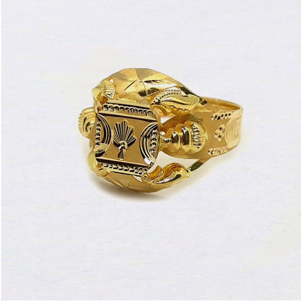 Fancy Design Nazrana Gold Ring